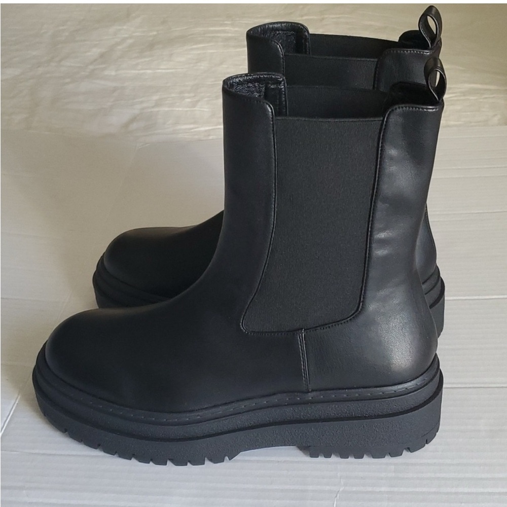 Good American Black Ankle Boots size 12